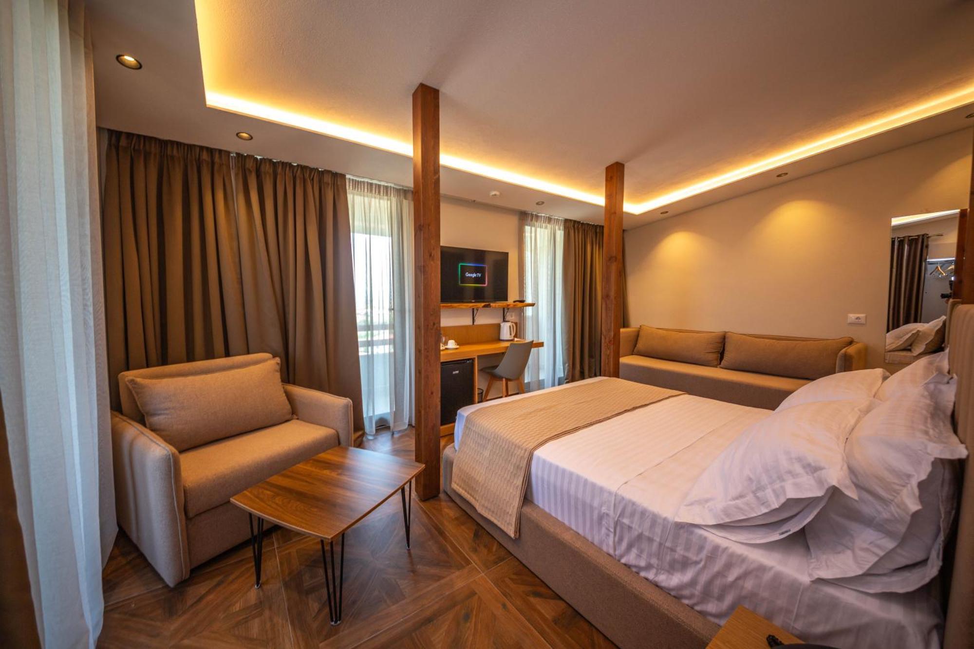 Emara Boutique Hotel Kavaja Zewnętrze zdjęcie